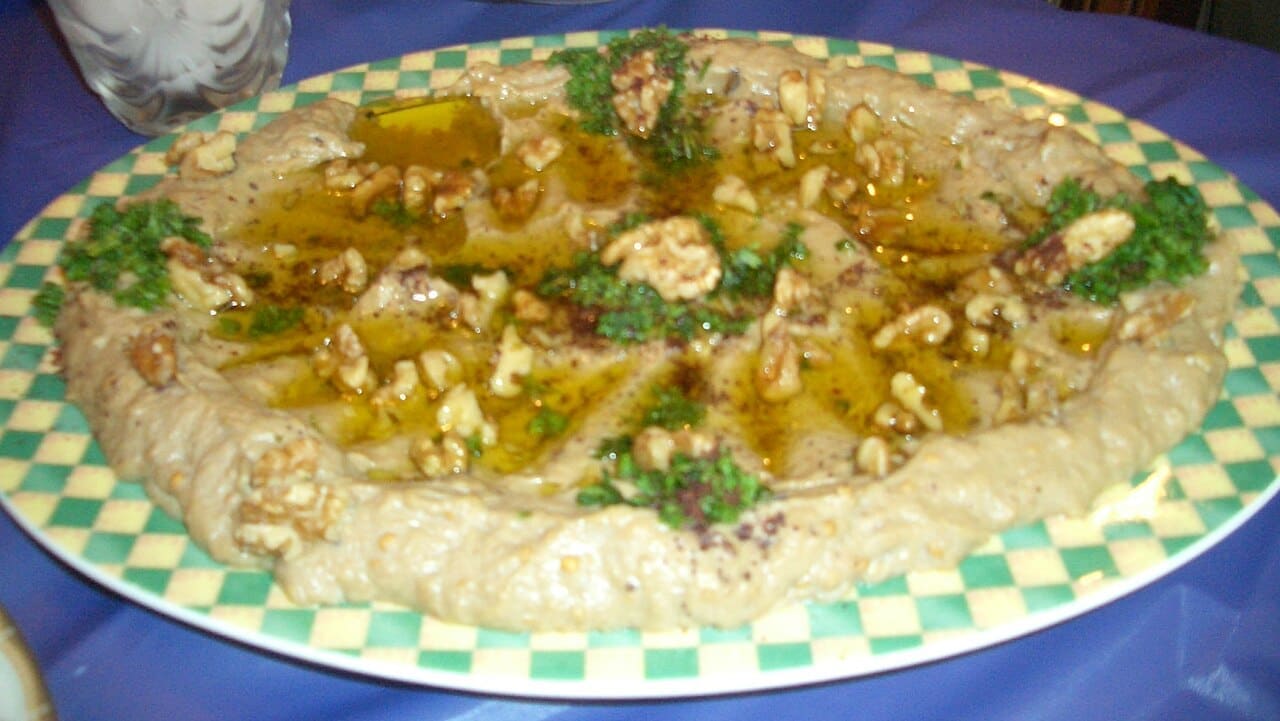 بابا غنوش (نوش بادمجان)