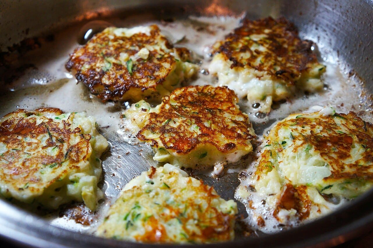 کوکوی کدو (Zucchini Fritters)